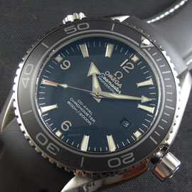 【メンズ腕時計】 オメガ シーマスター プラネット オーシャン  Asian 21600振動！Automatic スーパールミナンス(夜光)
