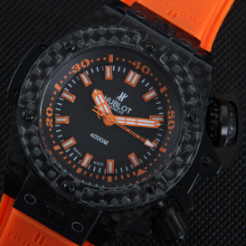 スーパーコピー時計 ウブロ HUBLOT キングパワー オーシャノグラフィック 4000, Asian ETA 2824 自動巻き チタン スーパールミナンス(夜光)