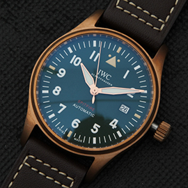 海外直営店 IWCブランド時計コピー パイロット・ウォッチ・ETA2836ムーブメント 28800振動 自動巻き デイト 青色